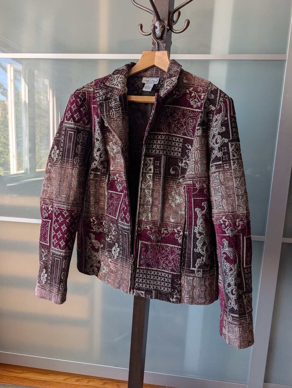 Vintage-Inspired Patchwork Velvet Jacket - Burgundy Multi - XL - Picture 5 of 12
